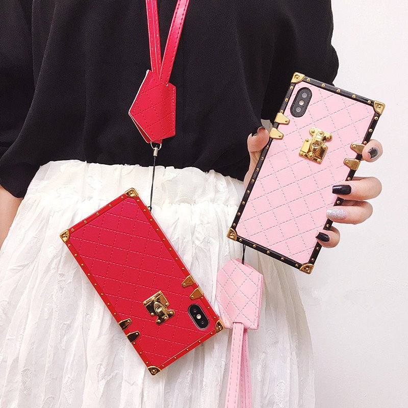 Hot Sale Luxury Lattice PU Leather Phone Case with Strap for iPhone 14 Fashion Trunk Cover for iPhone 13 12 11 7 8 XS X XR