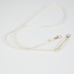 White+D5-09