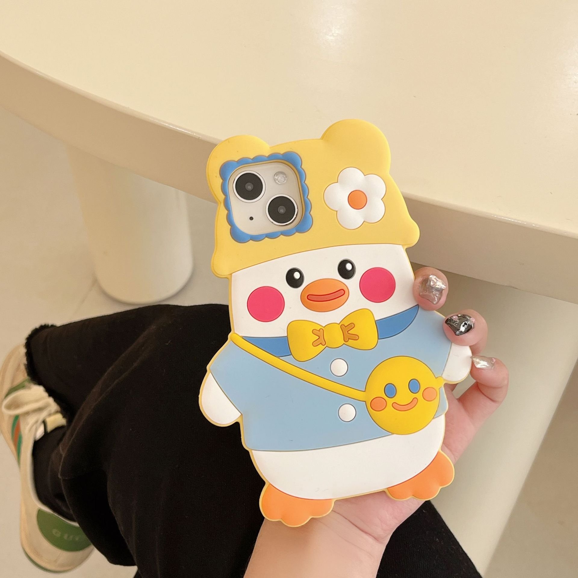 Cute Duck Backpack Design For iPhone 15 Pro Max 12 Phone Case Soft Stand Women's Korean Style 11 Day Trip Mobile Cover