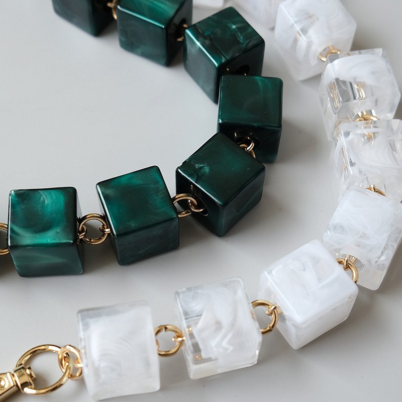 Fashion Vintage Mobile Phone Portable Chain Holder Bag Bead Chain Gold Plated Handmade Resin Square Beads Phone Strap