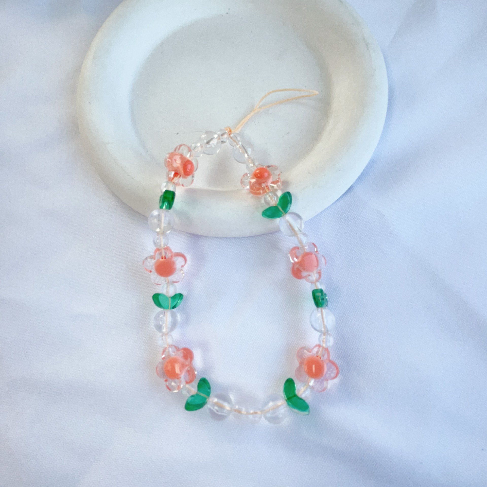 Forest green leaves colorful flowers mobile phone lanyard wrist strap colorful transparent beads small fresh bag pendant female