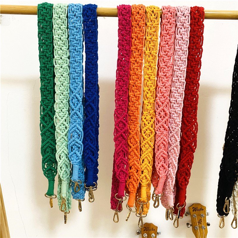 Vintage Style Long Crossbody Lanyard With Anti-Loss Backward Hollow Diamond Strap