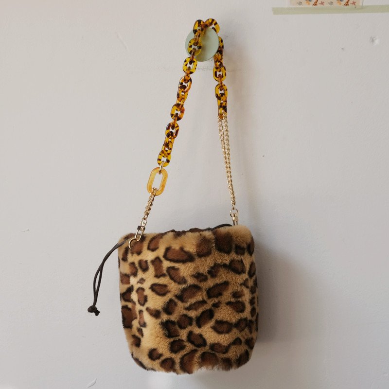 Hot Leopard Smart Phone Strap Handbag Bag Accessory Cross-Body Replacement Acrylic Metal Purse Strap Mobile Phone Necklace
