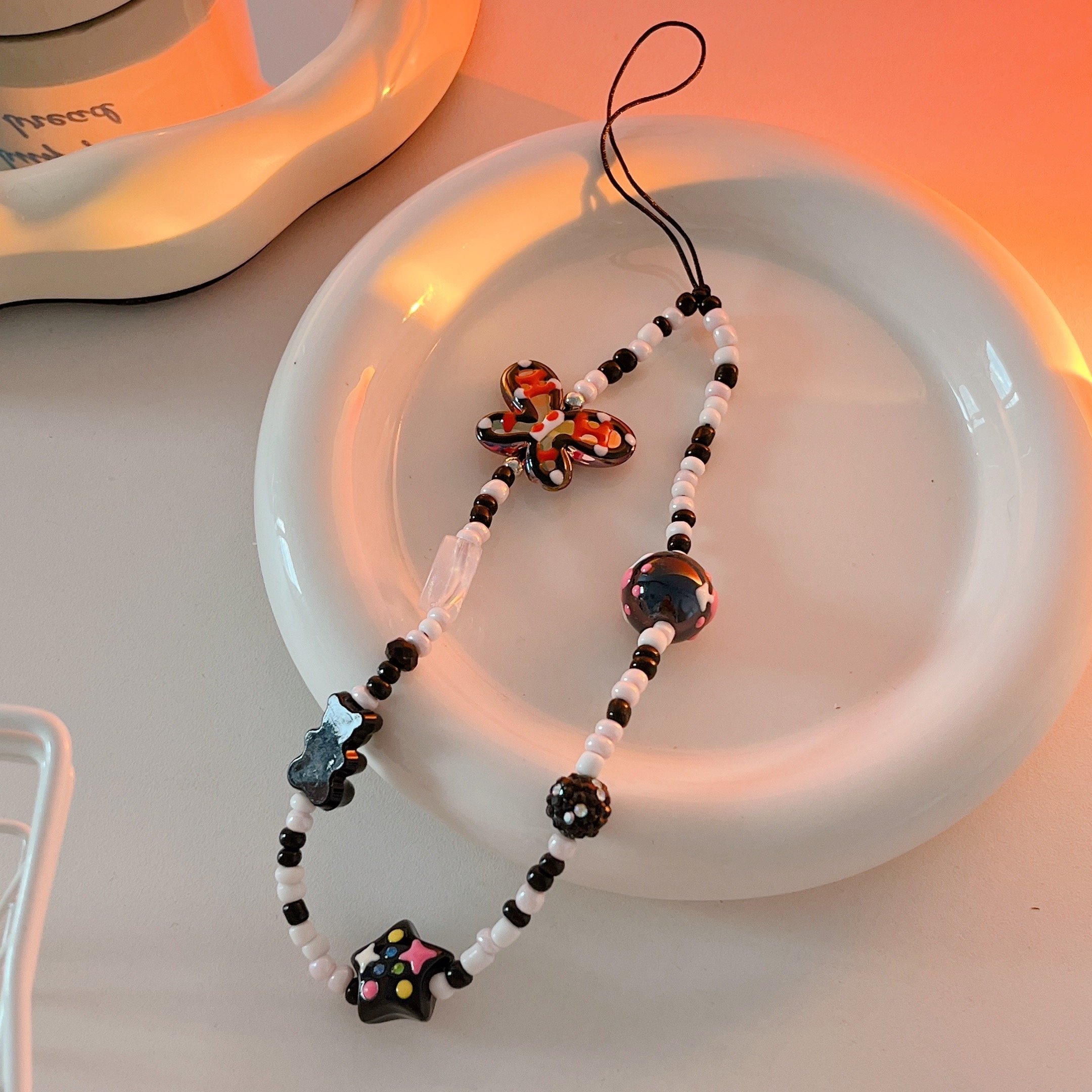 Beaded Crystal Chain Cute Love Y2K Pearl Lanyard Charm Phone Case Cell Phone Wrist Strap Charm Pink Charms Customize