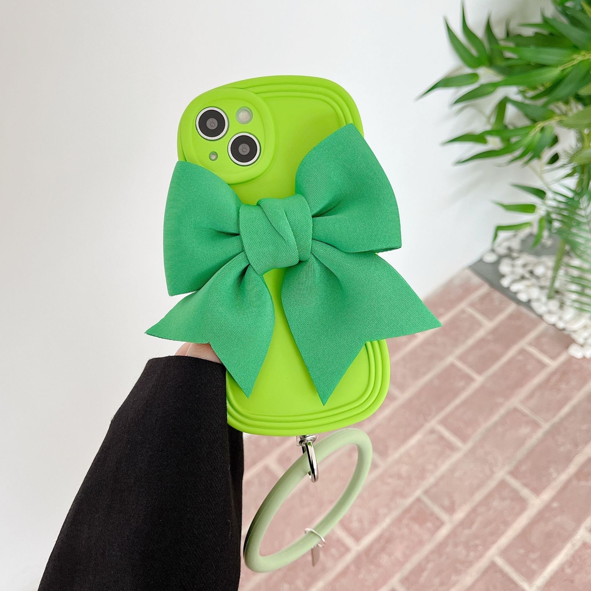 New Custom Colorful Bowknot Decor Phone Case Charms Circle Ring Bracelet Back Cover For iPhone 15 14 13 12 11