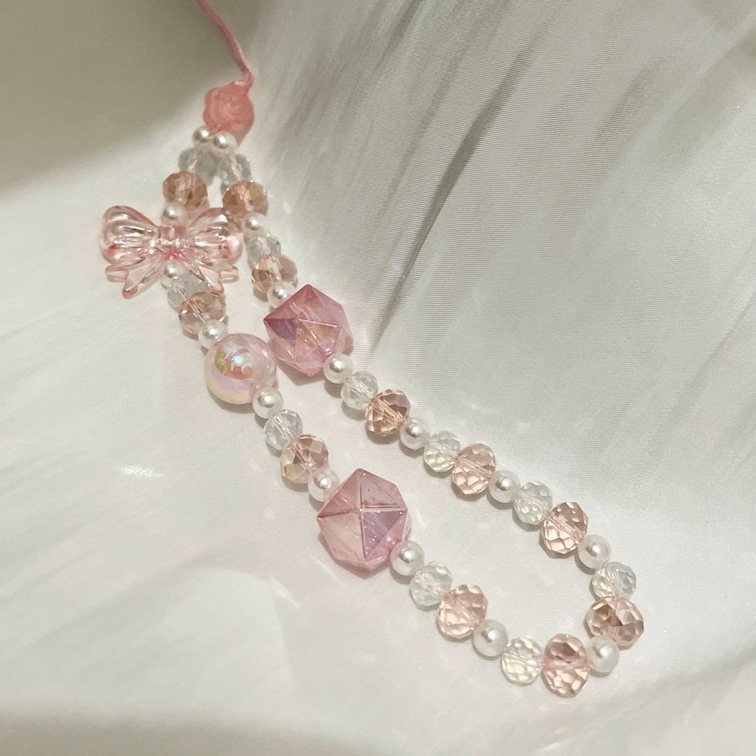 Wholesale Supplier Lanyards Accessories Crossbody Long Flower Pearl Colourful Bow Acrylic Star Cell Strap Cute Phone Charm Pink