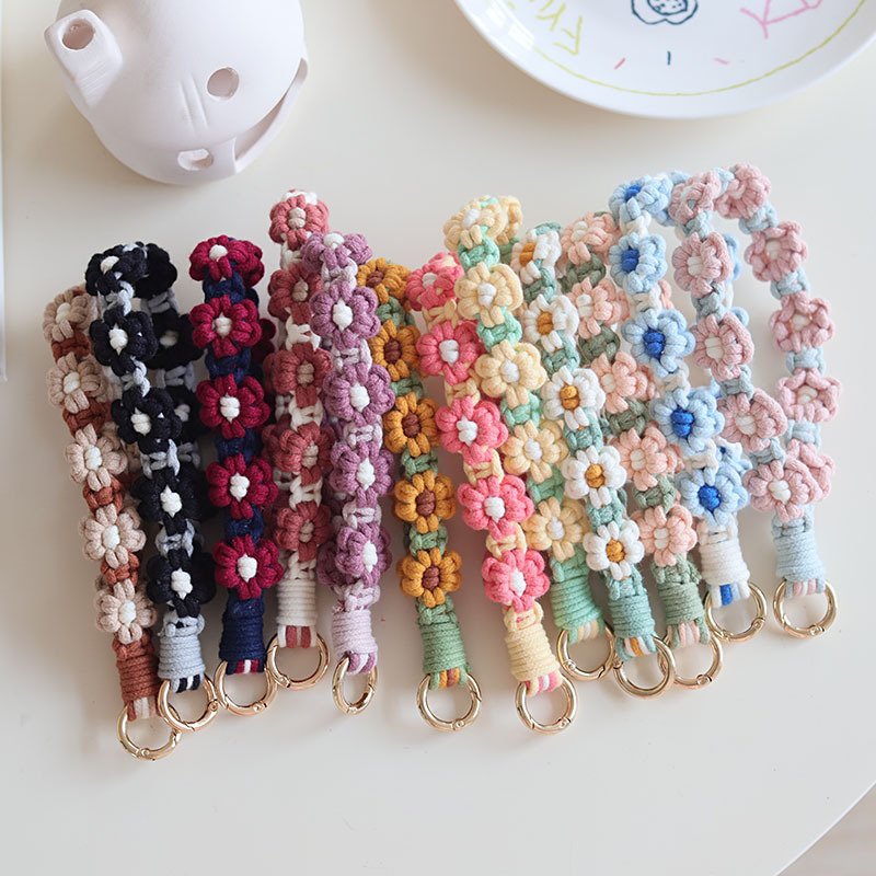 Boho Bracelet Keychain Daisy Flower Keychain Wristlet key chains Braid Phone Rope wrist strap Bag charm Pendant Macrame Keychain