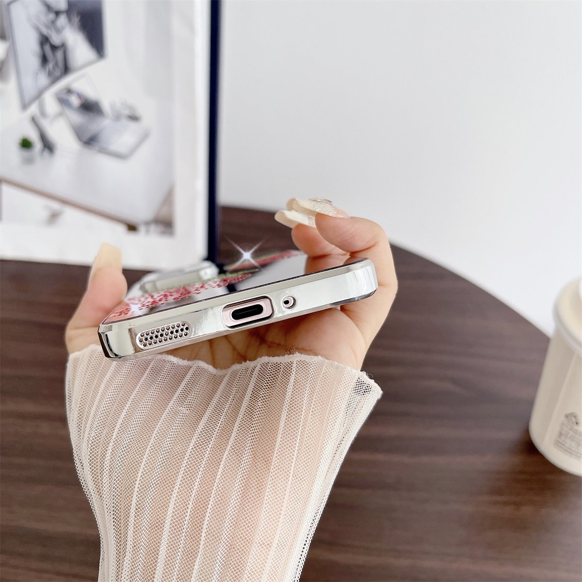 Luxury Electroplated Butterfly lipstick lips Make-up Mirror Mobile Phone Case with bracelet suitable For OPPO Reno 12 12Pro