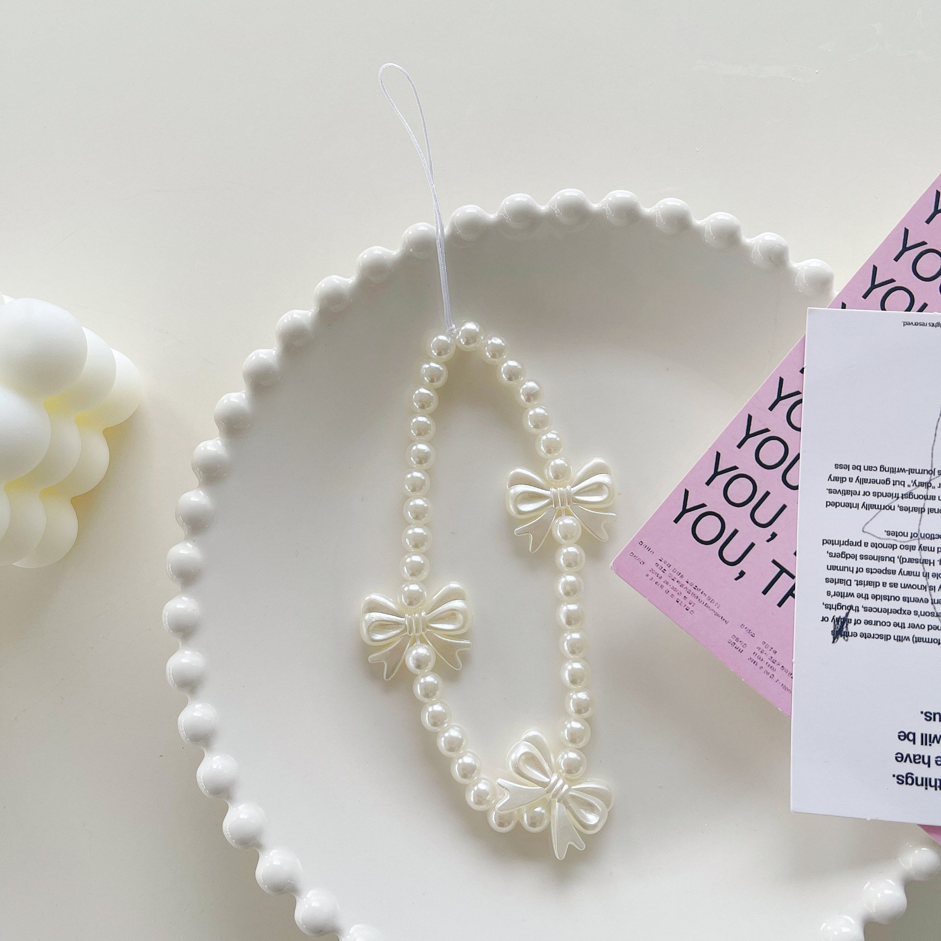 New model suitable for pearl bow mobile phone lanyard, crystal teddy bear, girl's heart Love pendant beaded mobile phone chain