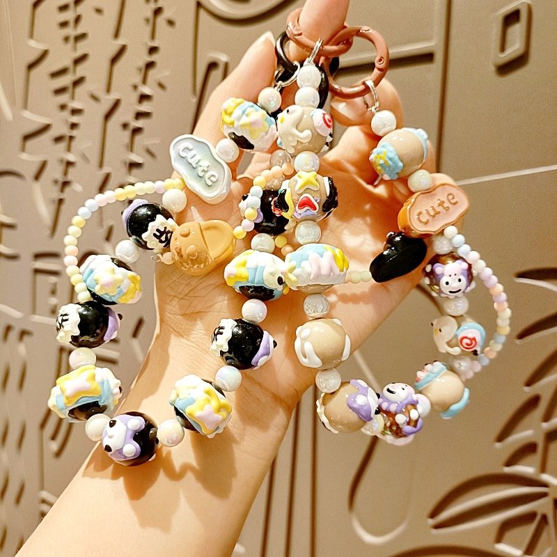 Cute hand-painted beaded animal beaded chain bag mobile phone pendant hand made beaded keychain cartoon graffiti wrist ornament
