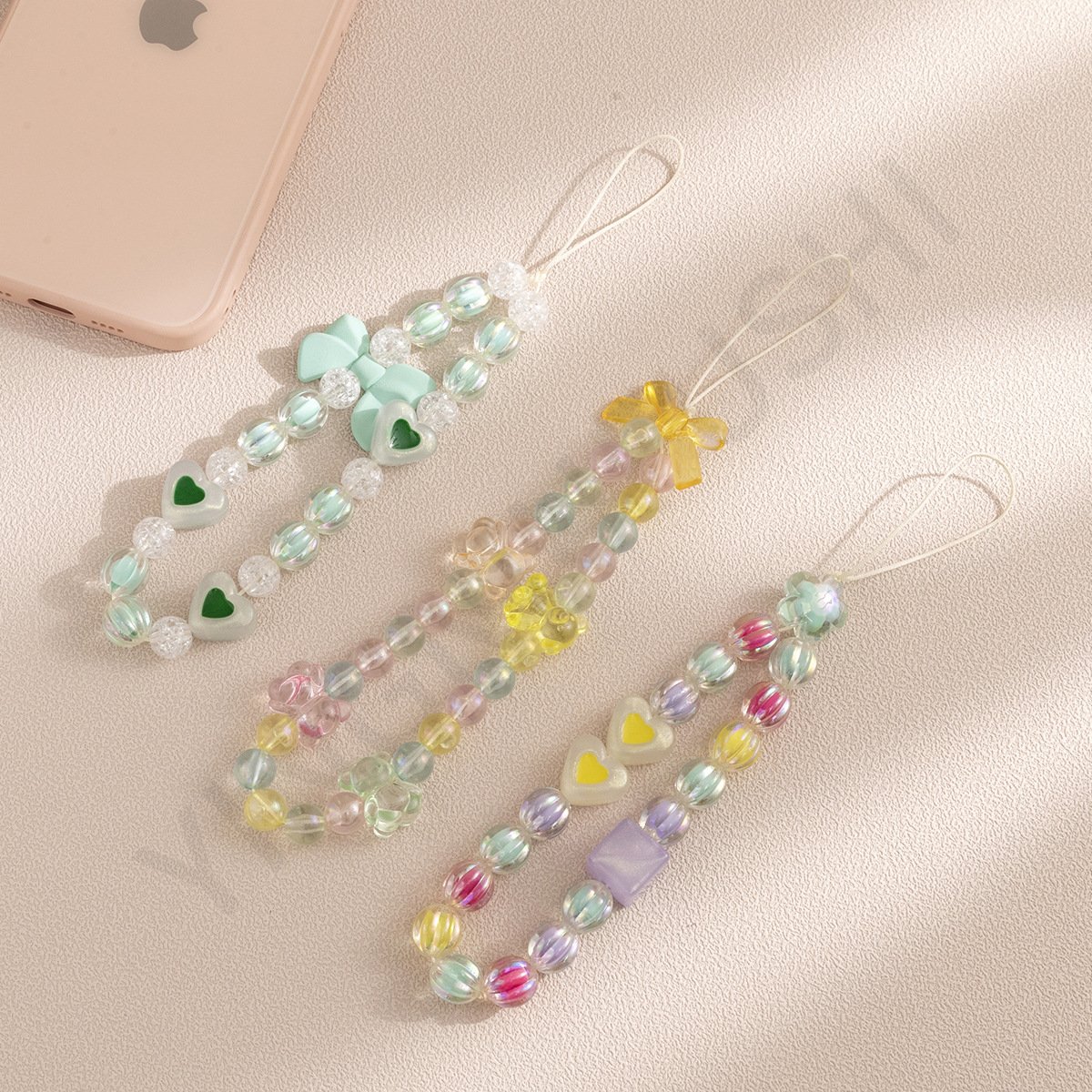 Customized Factory Cute Korean DIY Bow Short Wristlet Cellphone Charm Lanyard Sweet Resin Acrylic Mobile Phone Strap