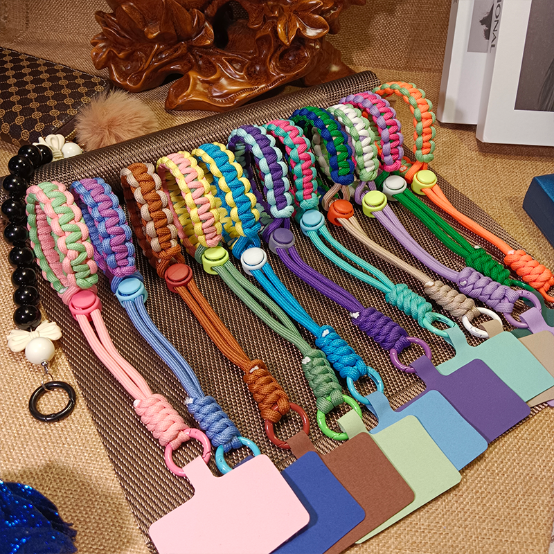 Mobile phone lanyard woven with short wrist strap, fashionable and versatile women's wrist strap, mobile phone accessories