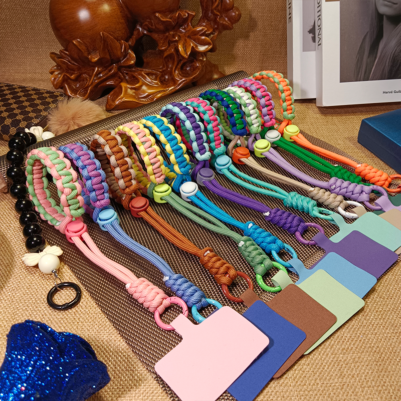Mobile phone lanyard woven with short wrist strap, fashionable and versatile women's wrist strap, mobile phone accessories