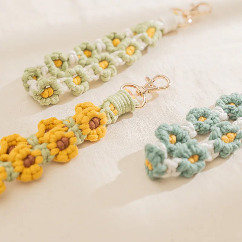 Mobile phone chain lanyard cotton rope braided literary fashion short hand-held small daisy braided flower mobile phone rope