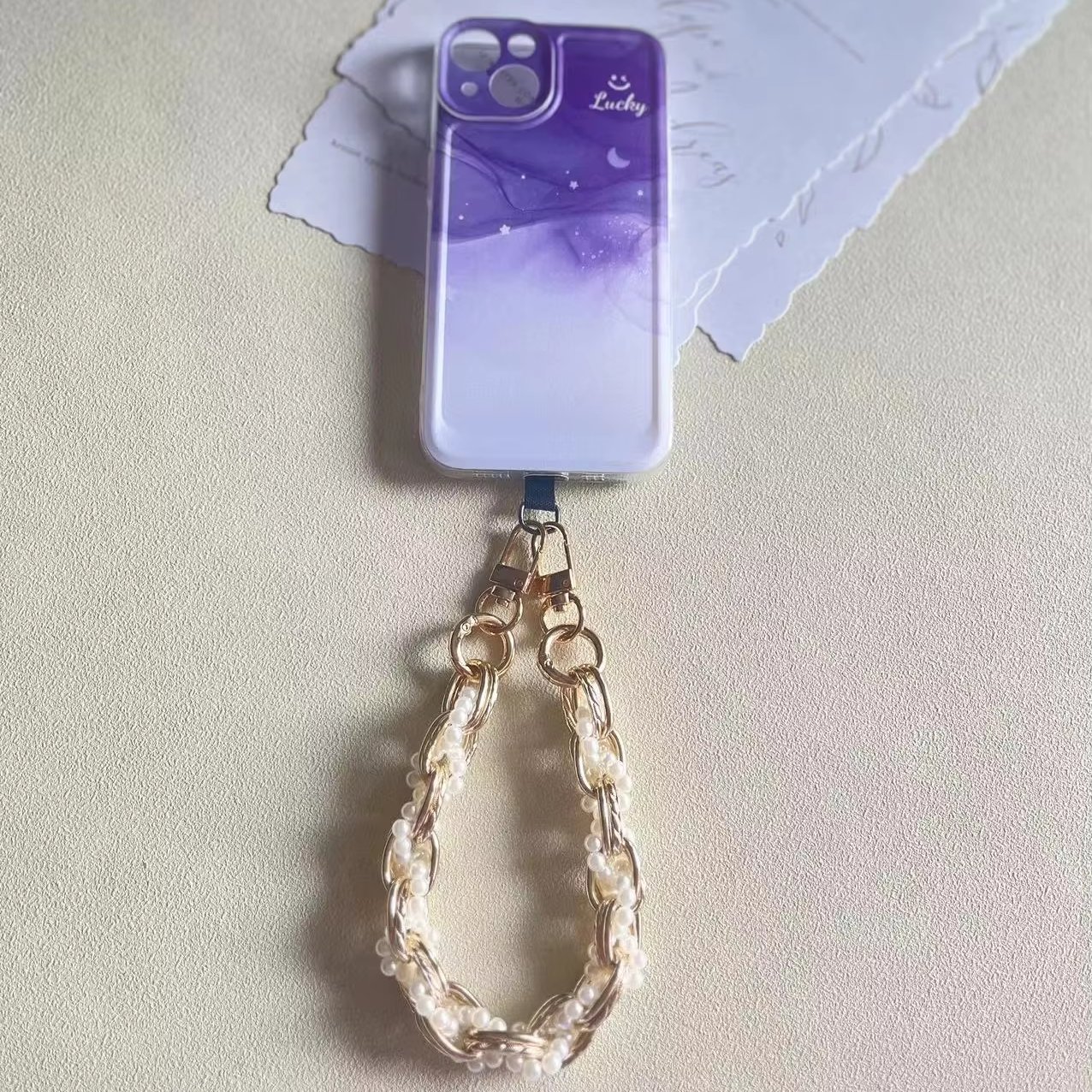 Ins Mobile Phone Chain Creative Wrist Pearl Beads Chain Pearl Lanyard With Metal Pearl Phone Charm