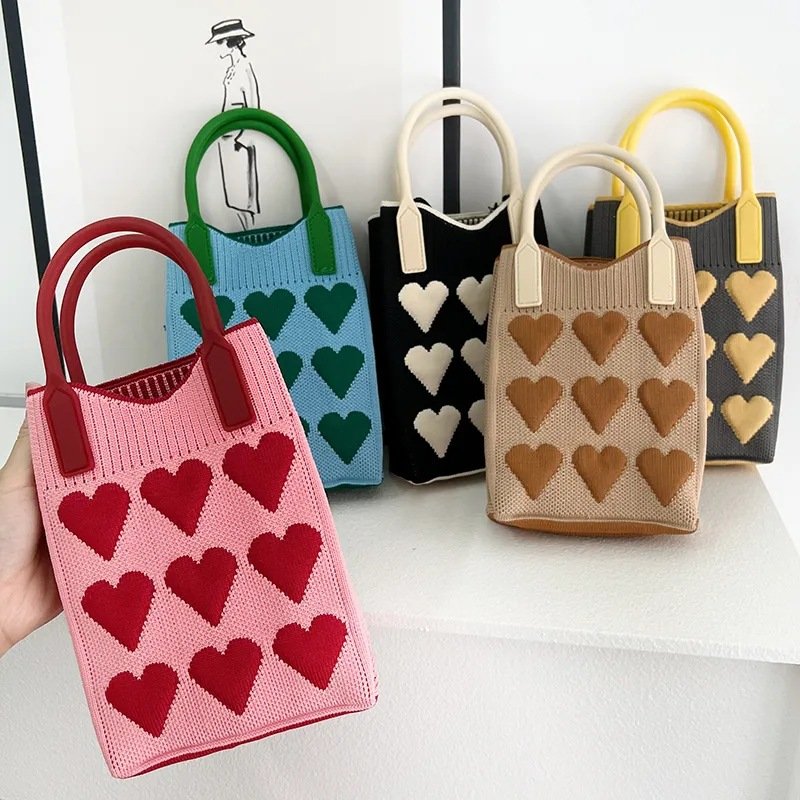 New design Customized Small Inclined shoulder Stylish Strap Fashion Heart shape Mini Mobile phone bags Knitted Tote Bag