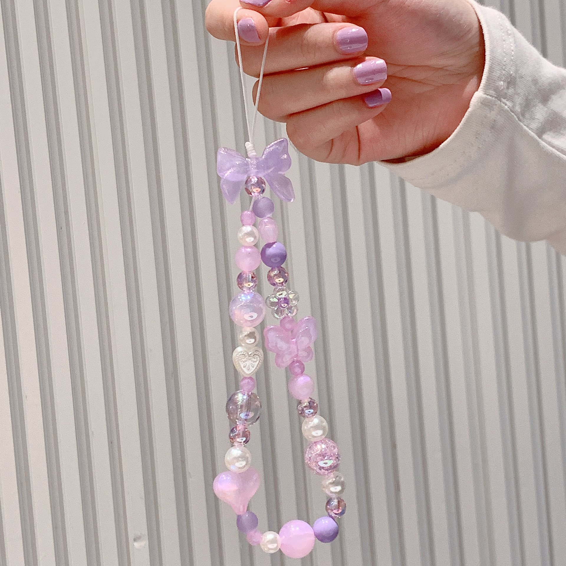 INS style mobile phone rope fashion simple and versatile bead chain girl heart chain girl