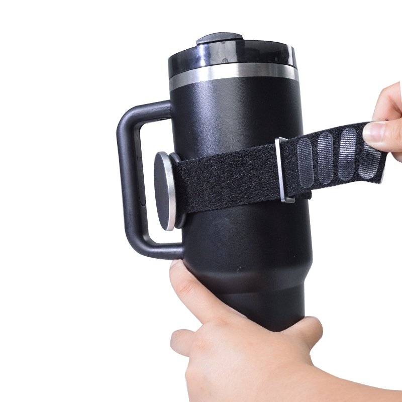 Magnetic Water Bottle Metal Ring Mount Accessory for Android Devices Portable Waterproof Phone Holder Strap for Desk Usage