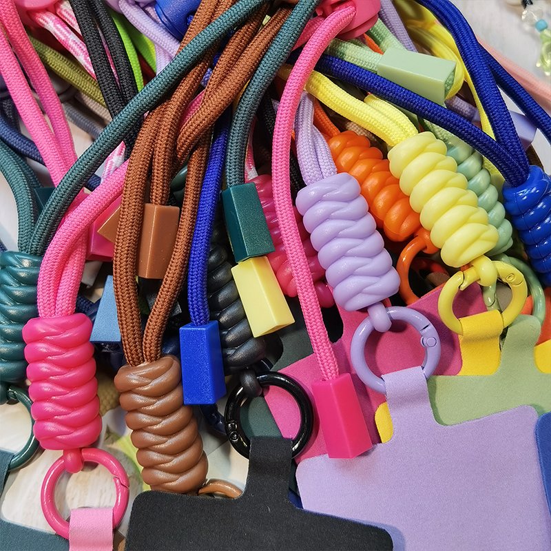 mobile phone lanyard diagonal strap for mobile phone with adjustable neck strap and adjustable back mobile phone accessories