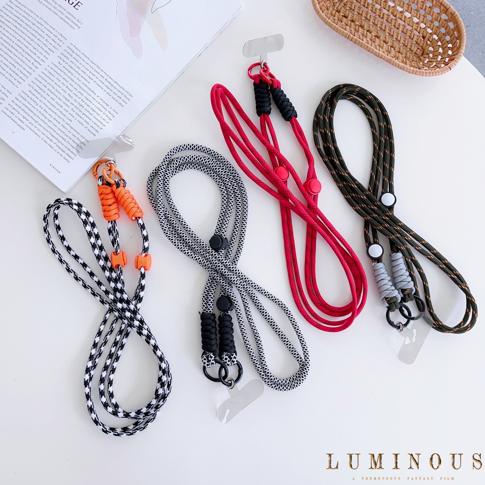 Wholesale Adjustable Colorful Nylon Phone Lanyard Keychain Strap Universal Neck Strap Anti-Lost Crossbody Mobile Phone Lanyard
