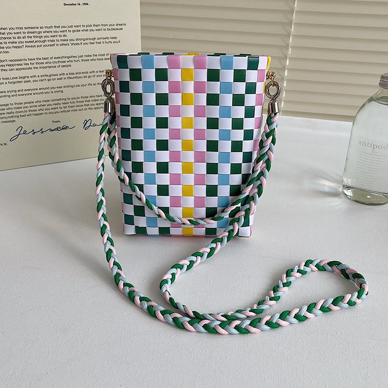 Colorful Handmade Large Capacity Polyester Beach Basket Bag Woven Plastic Picnic Handbag Colorful Polyester Handmade Beach