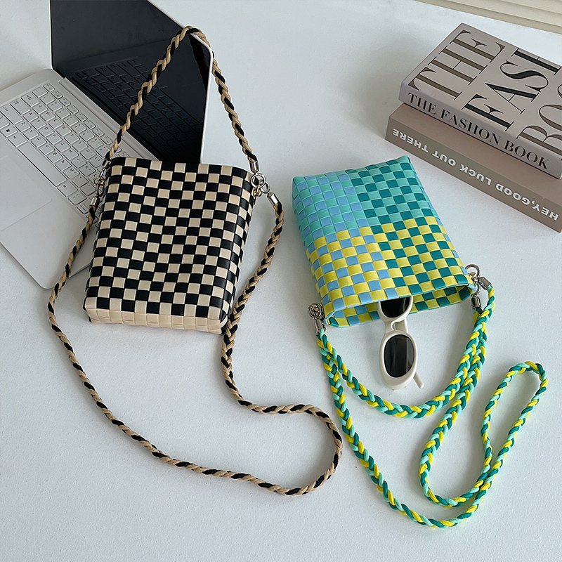 Colorful Handmade Large Capacity Polyester Beach Basket Bag Woven Plastic Picnic Handbag Colorful Polyester Handmade Beach