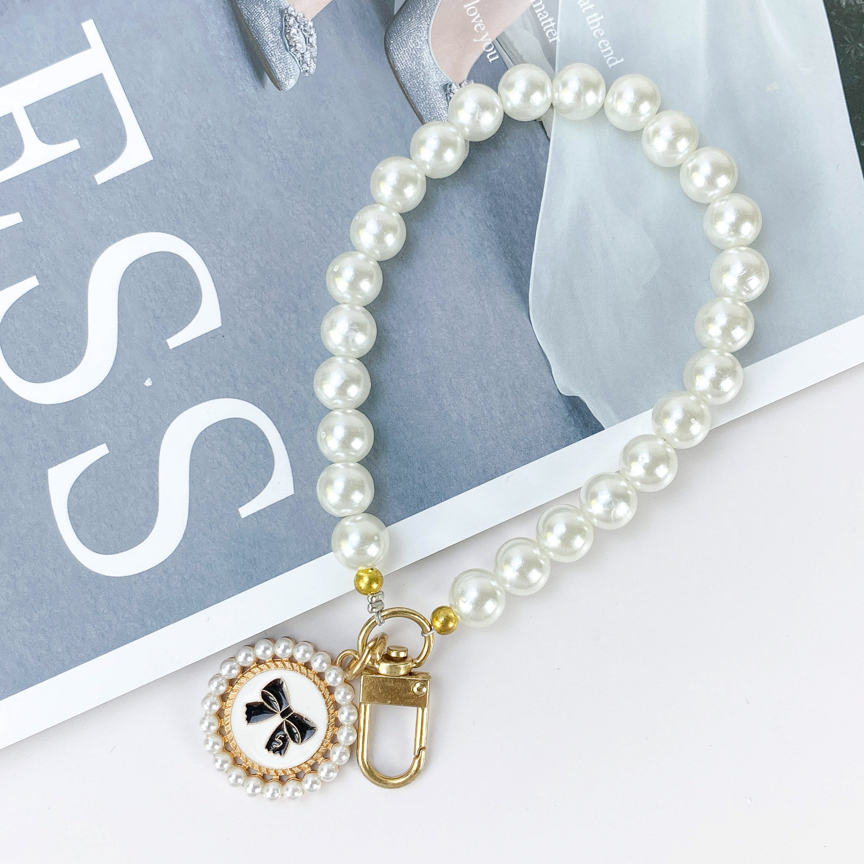 Cute Clasp Wrist Tassel Lanyard Wristlet Strap Key Chain Purse Bag Charm Decor Accessories Pearl Beaded Phone Chain With Bow Tie