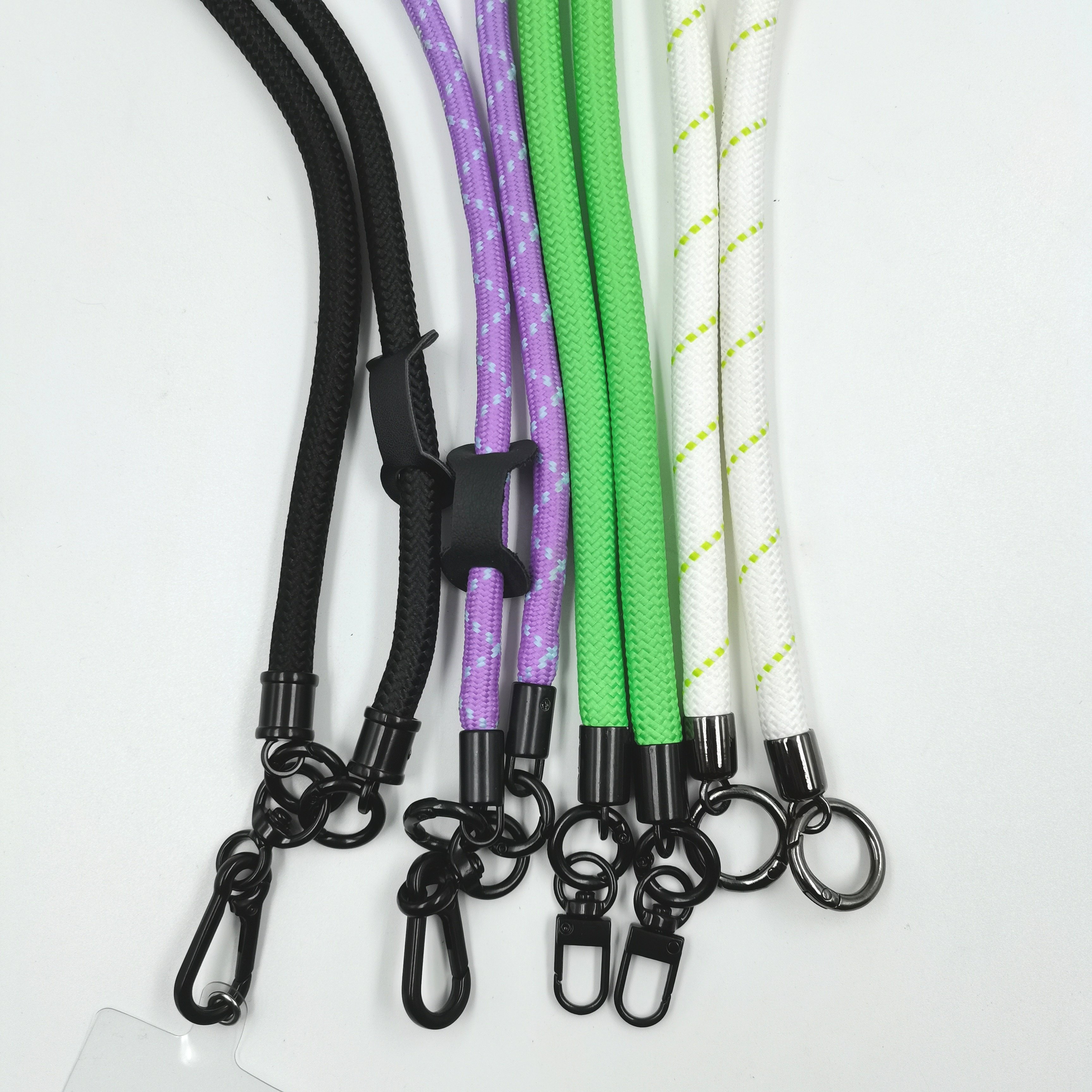 Customized 8mm and 10mm multifunctional outdoor phone crossbody lanyard suitable for hanging water cups and mobile phones