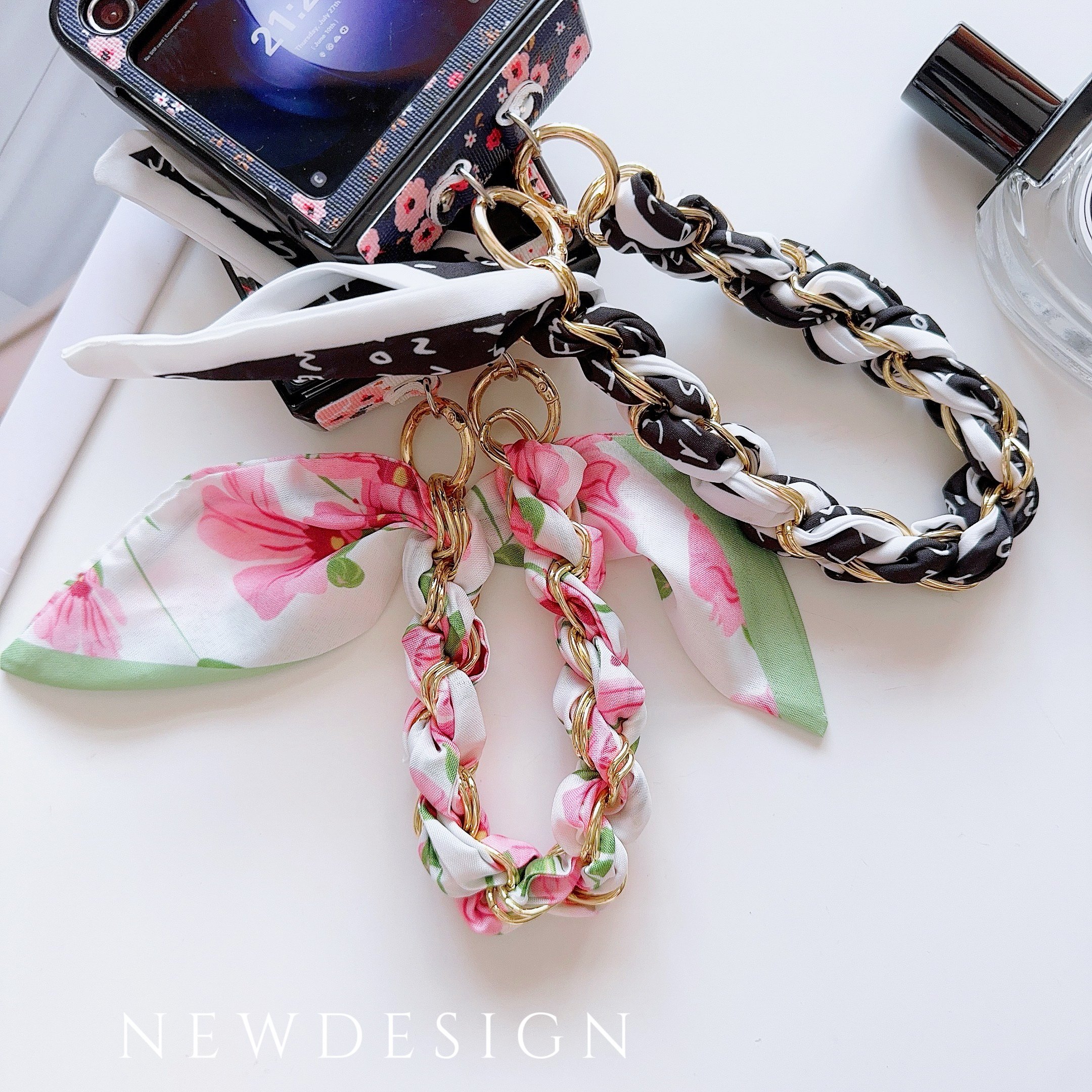 Floret Mobile Phone Cases with Silk Scarf Hand Band for Samsung Galaxy Z Flip 6 5 4 3 vivo XFlip