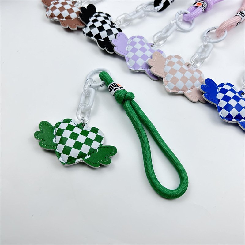 Wholesale cartoon Heart shaped Keychain mobile accessories phone wristlet lanyard hanging rope anti-loss