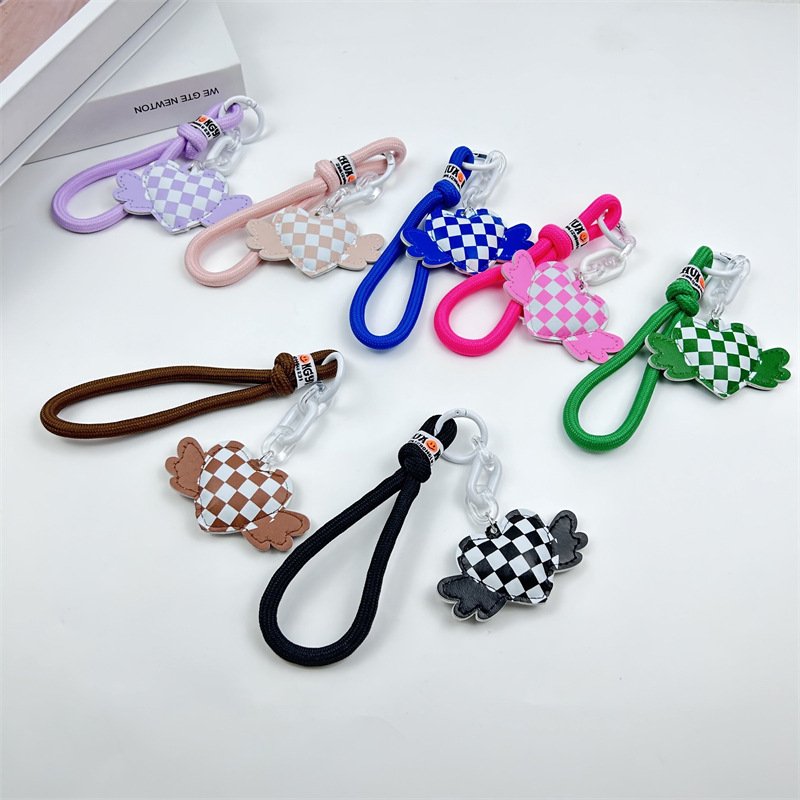 Wholesale cartoon Heart shaped Keychain mobile accessories phone wristlet lanyard hanging rope anti-loss