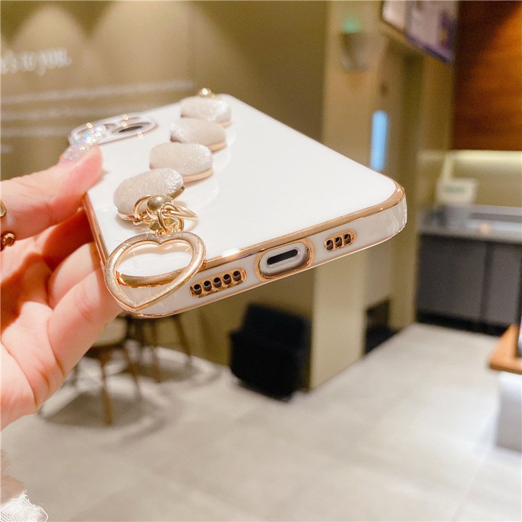 New Arrival Women Phone Cases Luxury Electroplating Phone Case with Love Heart Strap Chain For iPhone 14 13 Pro Max