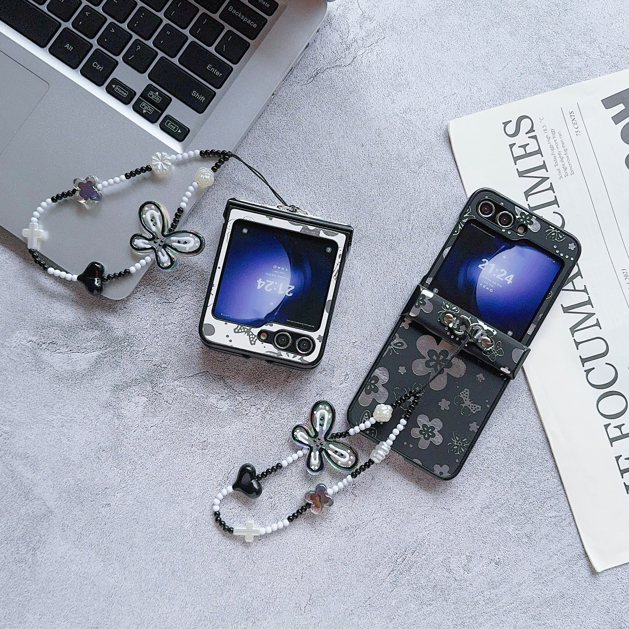 2024 New Fashion Leather Mobile Phone Cases with Bow Tie Bracelet for Samsung Galaxy Z Flip 6 5 4 3 vivo XFlip