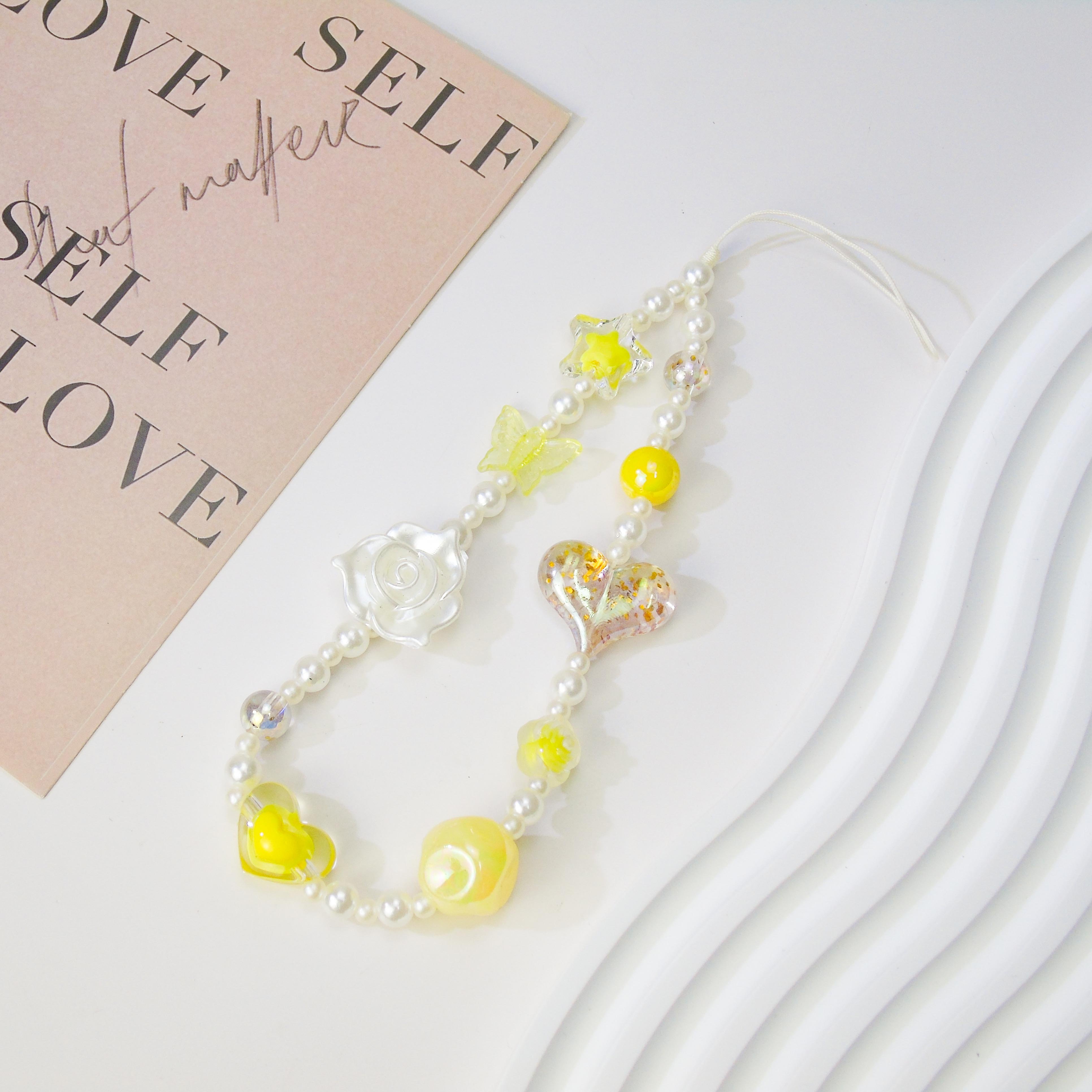 Fashion Multi-Color Phone Chain with Acrylic Beaded Romantic Bouquet and Heart Design Anti-Loss Bag Charm for All Phone Models