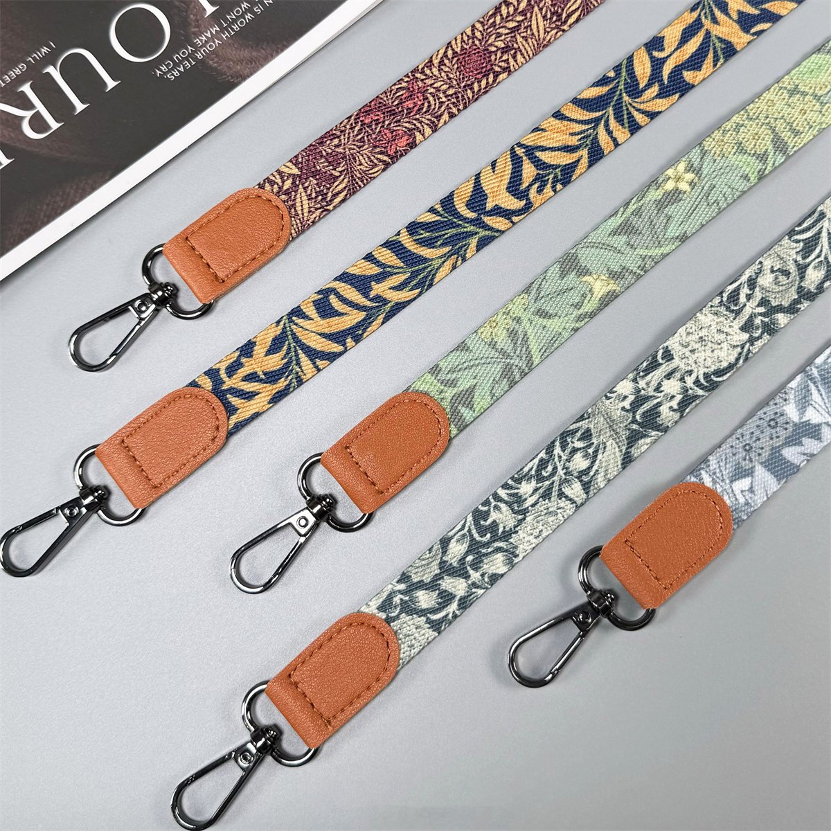 Universal Retro Plant Crossbody Long Cellphone Lanyard Anti-lost Hanging Neck Rope Mobile Phone Straps for Keys