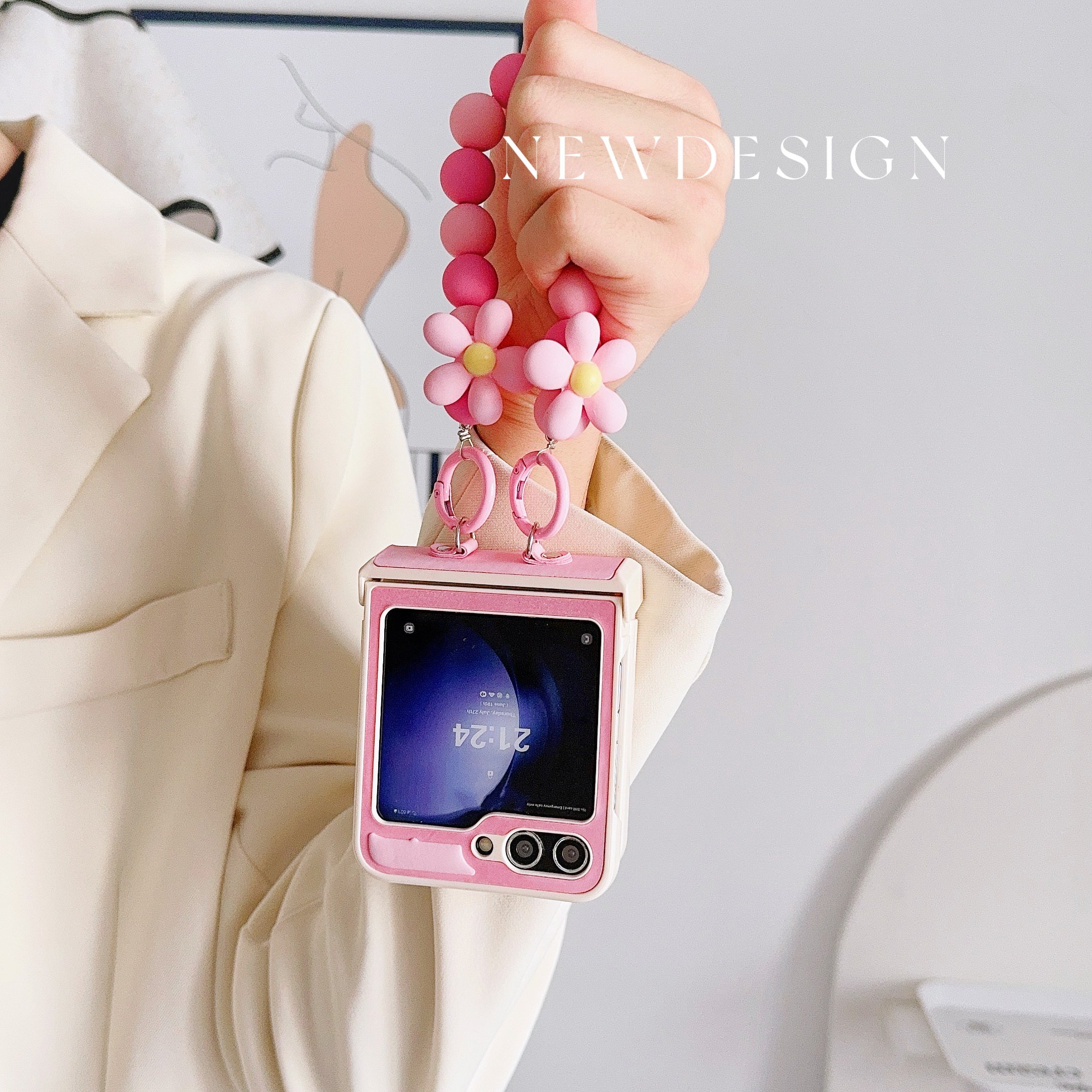 Pink Handheld Beaded Chain Mobile Phone Cases for Samsung Galaxy ZFLIP 6 5 4 3 Vivo XFLIP