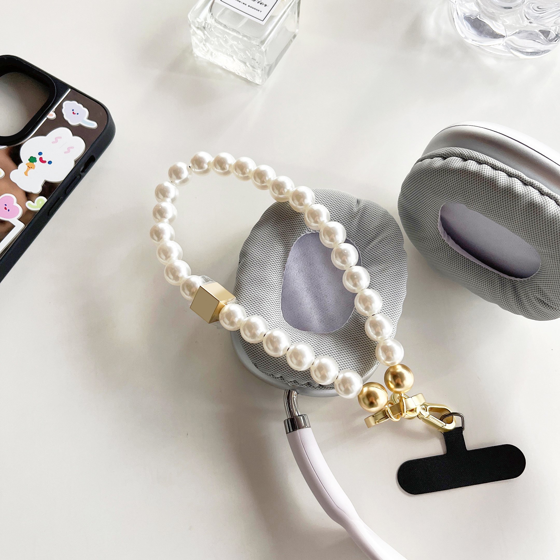 New pearl wristband mobile phone chain beaded short portable lanyard universal anti-lost lanyard