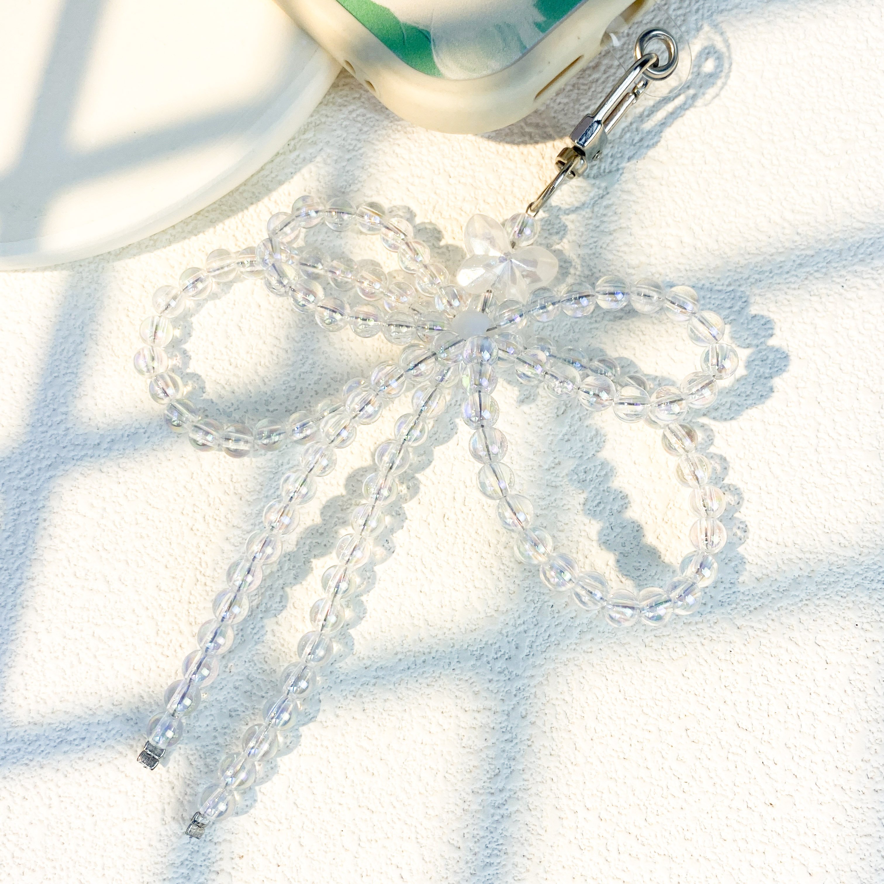 Hot Selling Fashion Creative Bowknot Acrylic Phone Chain, Handheld Anti-Drop Mobile Lanyard, Suitable for All Phones