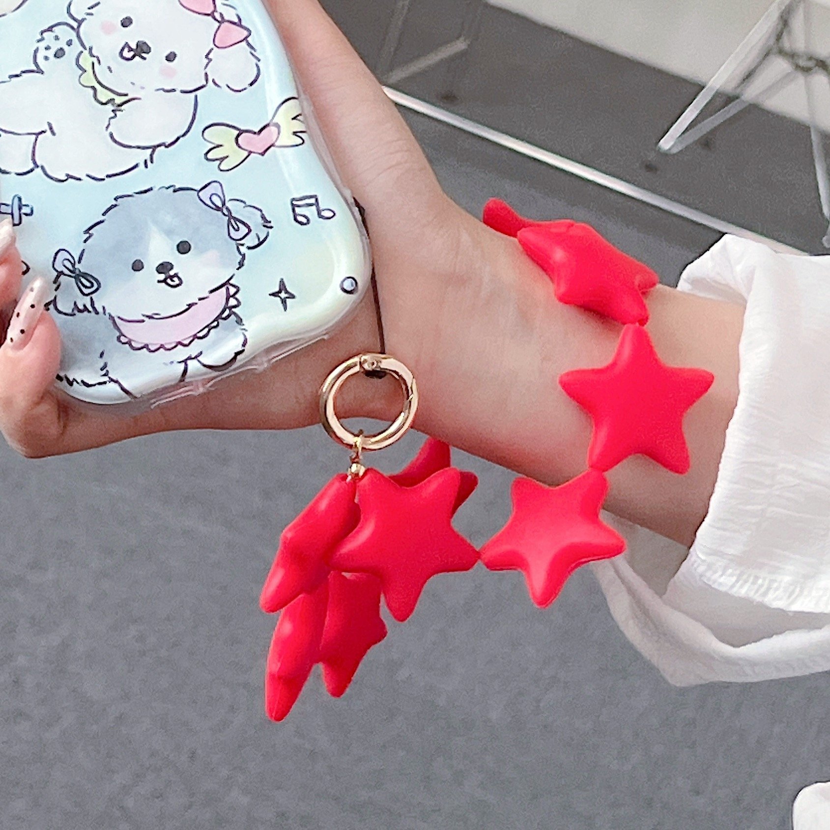 Red Cute girl Silicone Star Bead Phone Lanyard Wrist Strap Soft Keychain Bead Charm Non-Toxic Silicone Mobile Case Accessory