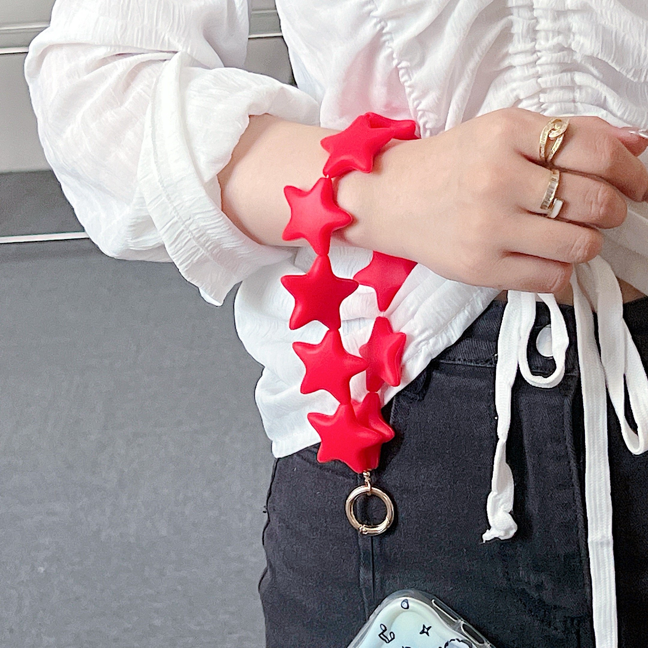 Red Cute girl Silicone Star Bead Phone Lanyard Wrist Strap Soft Keychain Bead Charm Non-Toxic Silicone Mobile Case Accessory