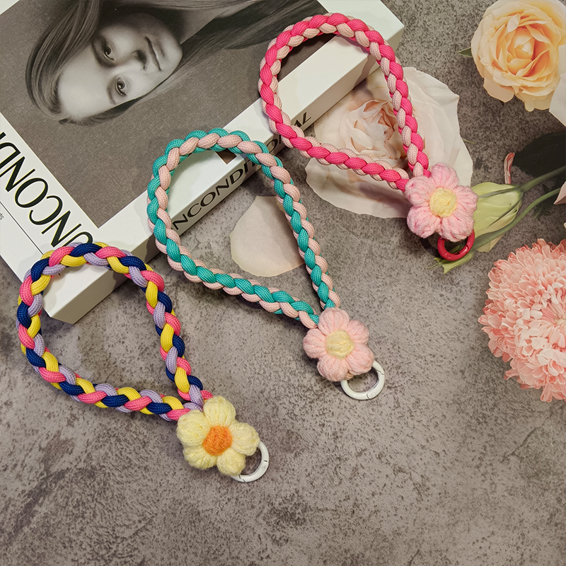 Mobile phone lanyard, wrist strap, short, sturdy, durable, simple, and thick lanyard, 18cm Flower Keychain Hanging Rope