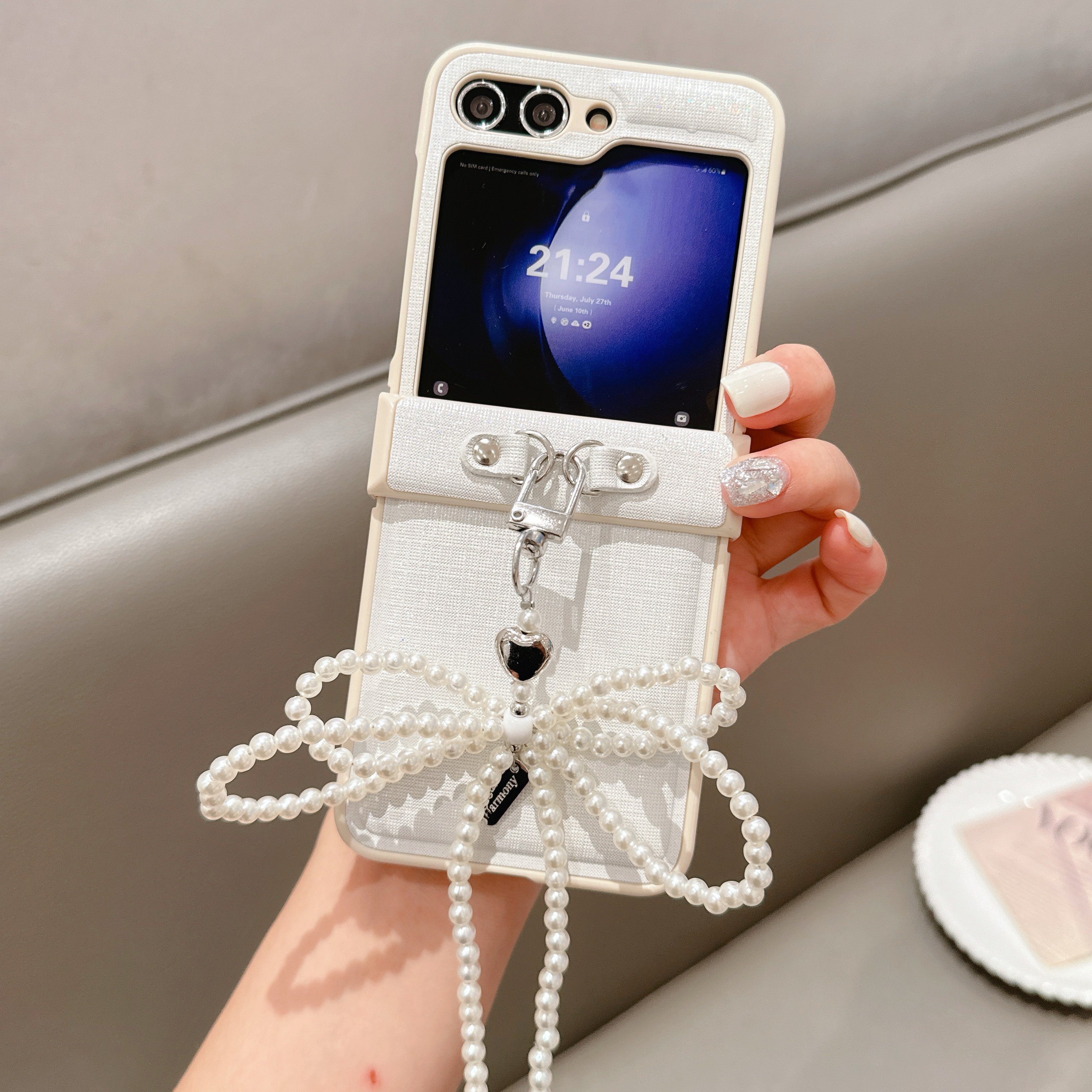 Butterfly Beaded Chain Bracelet Mobile Phone Cases for Samsung Galaxy ZFLIP 6 5 4 3 Vivo XFLIP