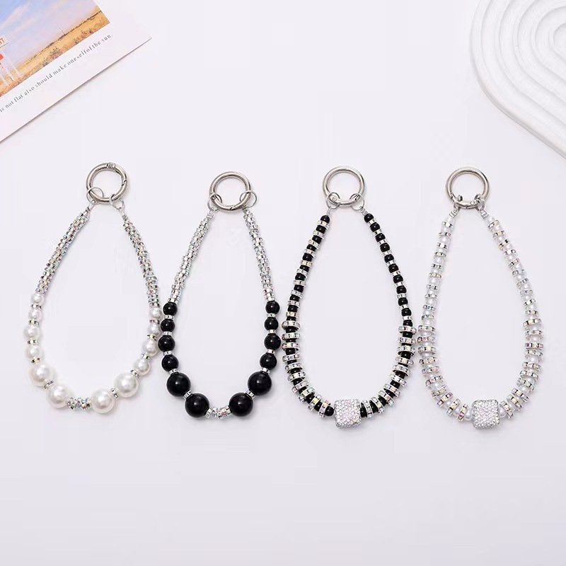 Luxury Diamond-encrusted Wrist Chain Short Pearl Diamond Pendant Mobile Phone Case Universal Lanyard Diamond Ring Anti-lost