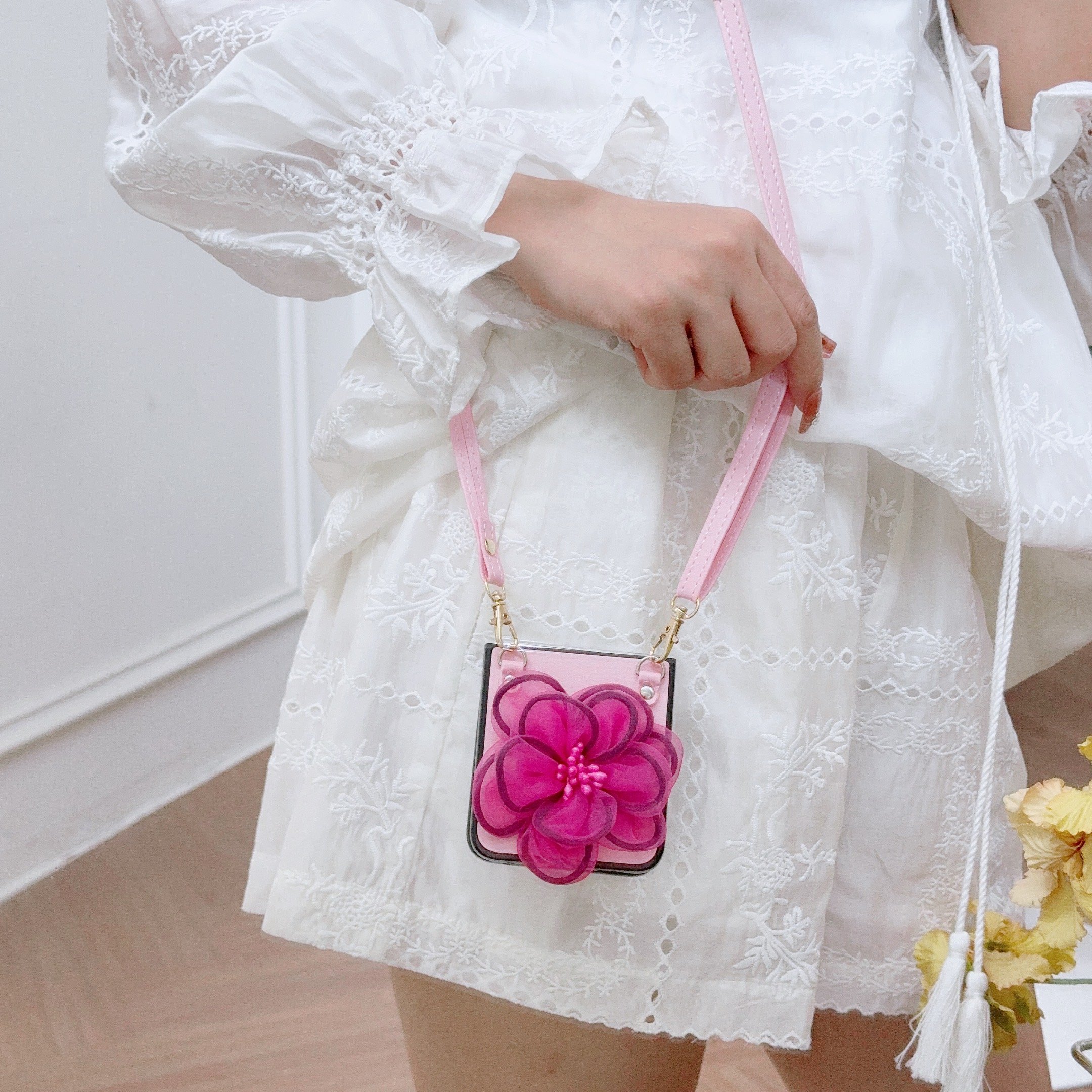 Foldable Phone Case Lambskin With Flower In Lightweight Fabric Same Color Crossbody Long Strap For Samsung ZFLIP5 ZFLIP4 ZFLIP3