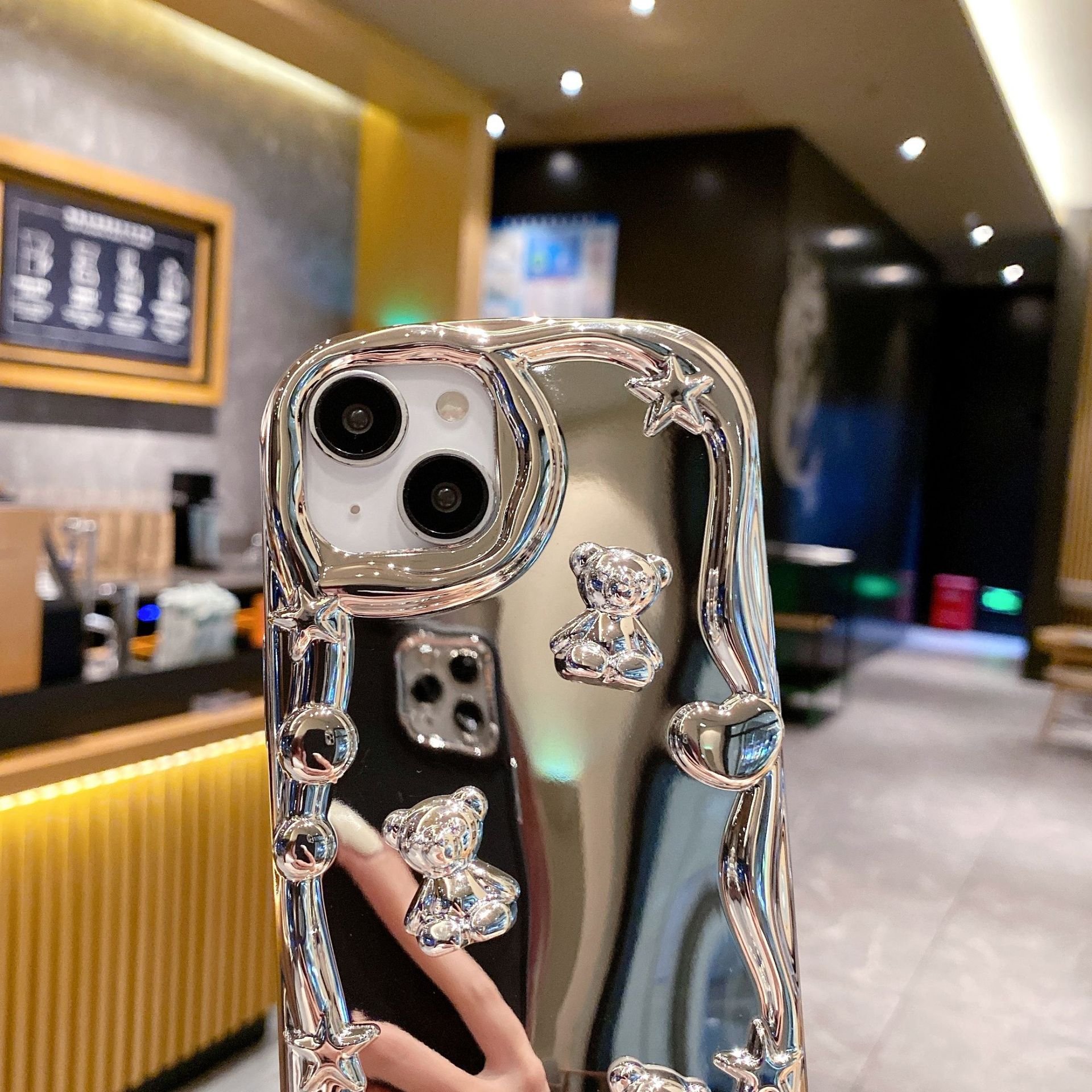 Fashion Love Mirror Silicone Mobile Phone Case For iPhone 15 14 13 12 11 Pro max bracelet Cute bear chain Shockproof Back Cover
