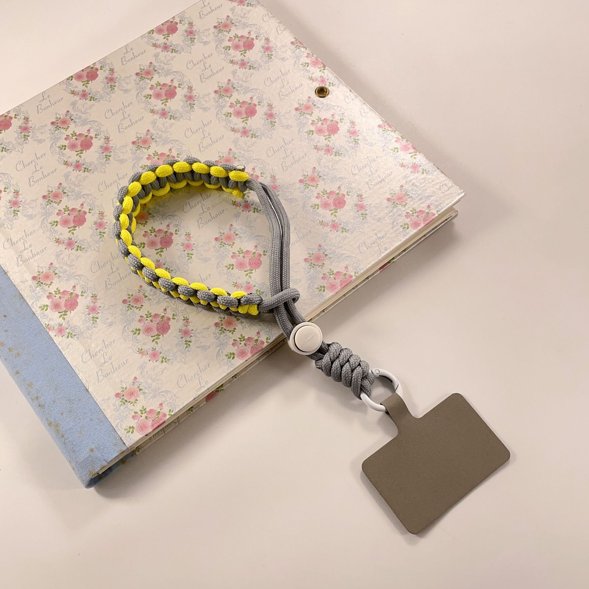 Colorful Cute Universal Adjustable Nylon Hand-Woven Braided Paracord Phone Wrist Strap Cell Phone Lanyard with Tether Patch
