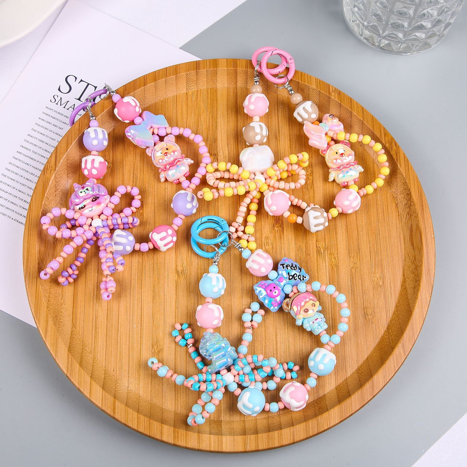 Lilangda Acrylic Colorful Beaded Phone Chain Simple Cute Bear Bowknot Hand-painted Beads Pendant For Girls Sweet Accessories