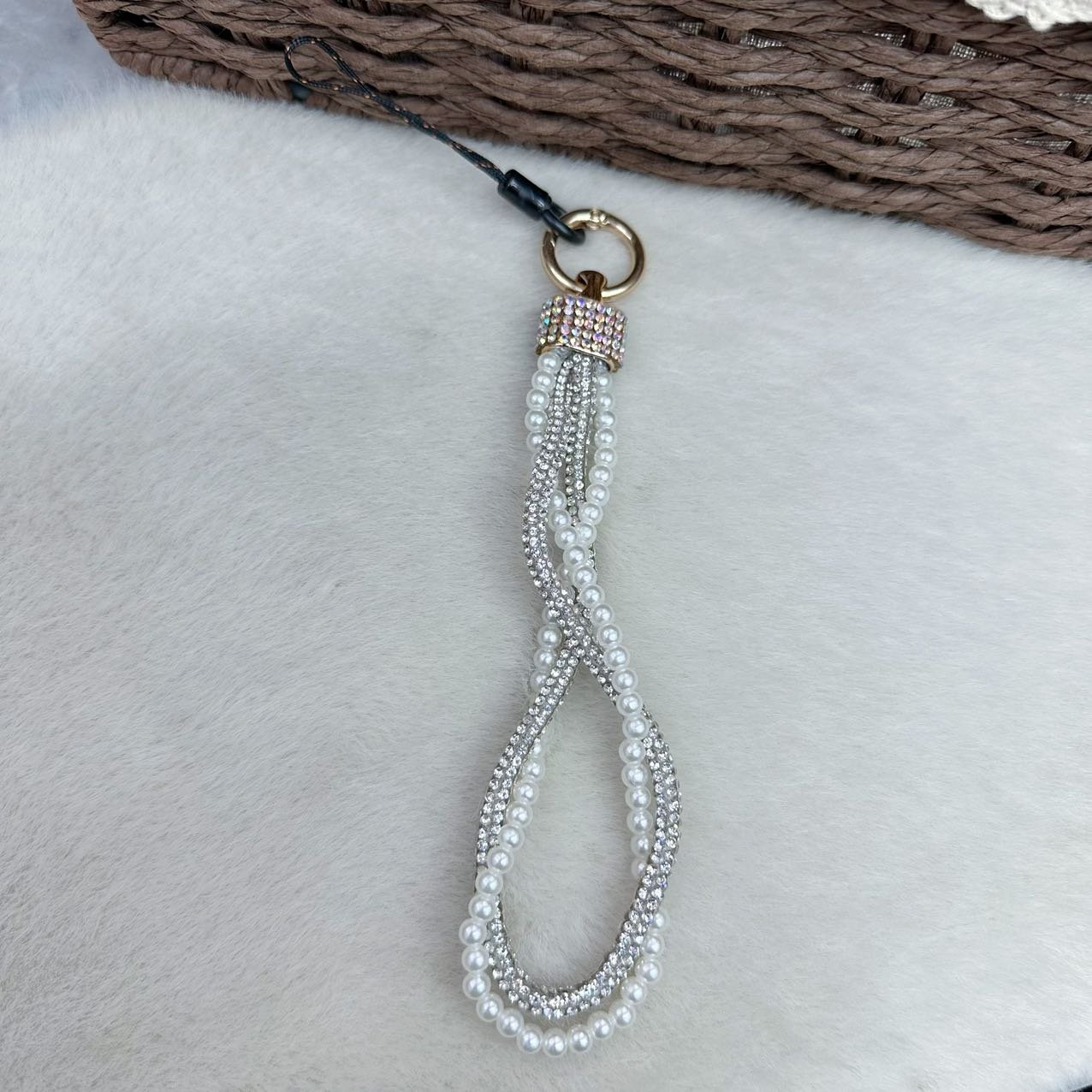Hanging Tag Bling Diamond Double Chain Mobile Phone Lanyard Short Wrist Strap Women's Handmade Pearl Chain Clip Universal Strap