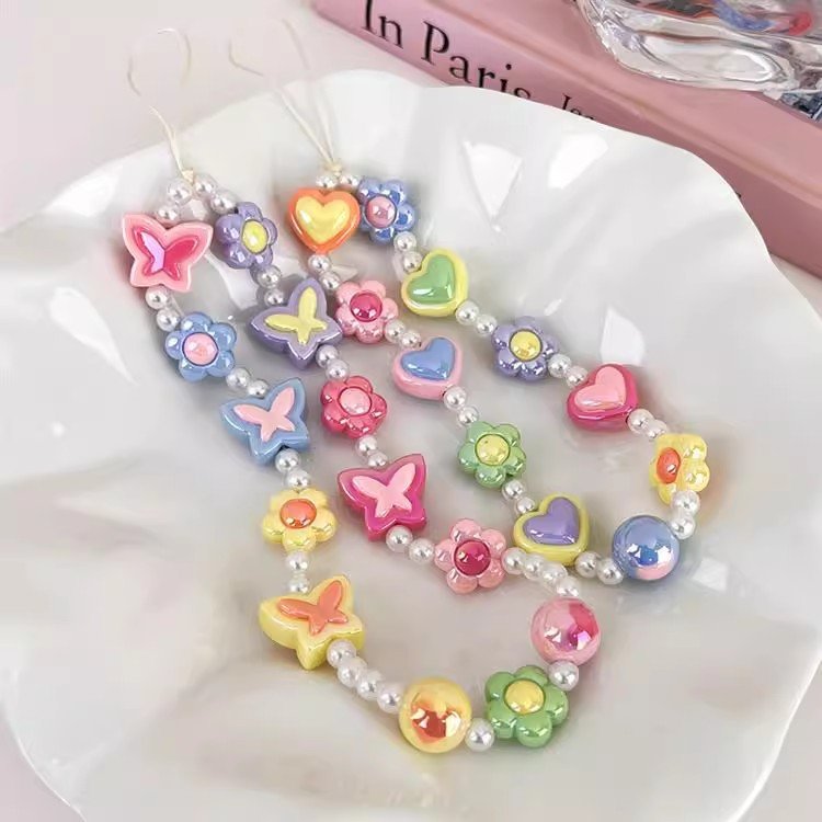 INS 2024 Trendy Sweet Heart Butterfly Flower Cell Phone Chain Fashion Camera Lanyard Beaded Mobile Phone Chains For Girl