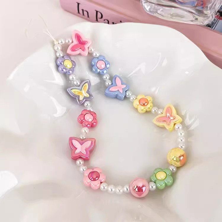INS 2024 Trendy Sweet Heart Butterfly Flower Cell Phone Chain Fashion Camera Lanyard Beaded Mobile Phone Chains For Girl
